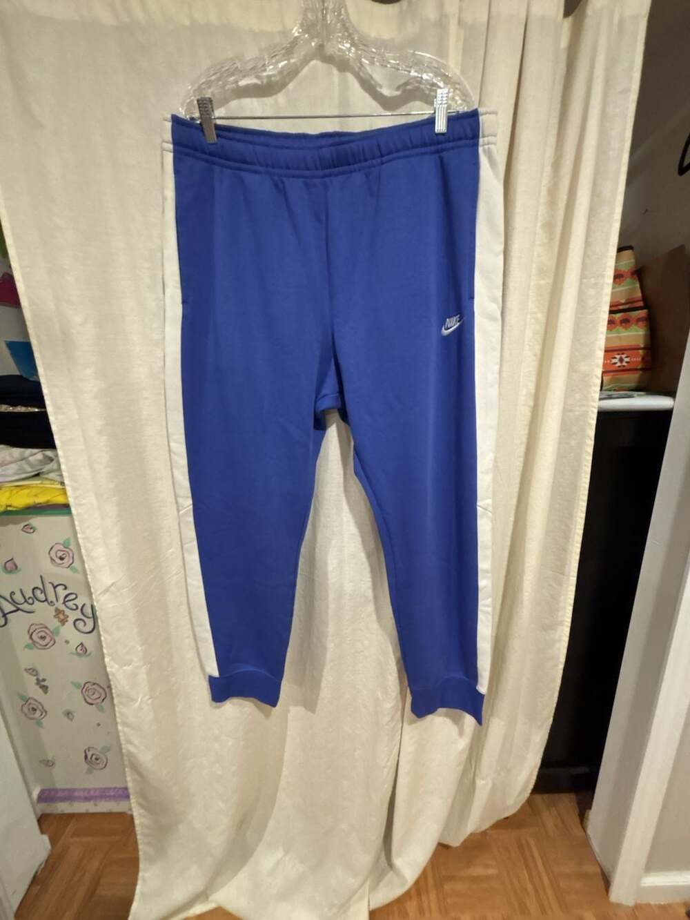 Nike Sportswear Tribute Jogger Sweatpants CU4377-430 Royal Blue and White